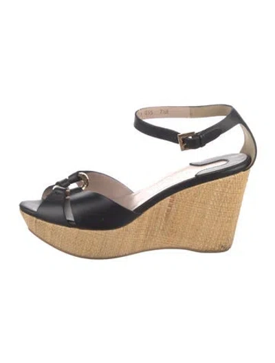Pre-owned Ferragamo Leather Sandals In Black