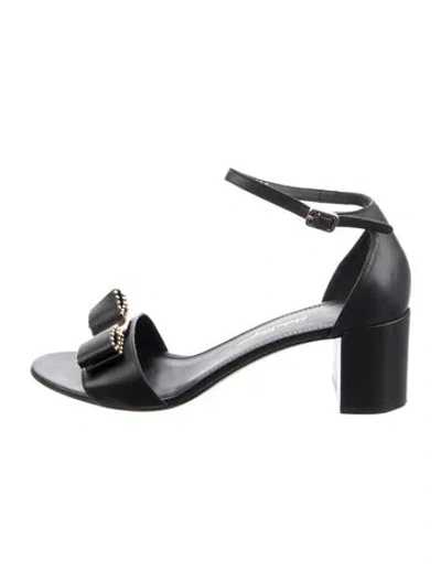 Pre-owned Ferragamo Leather Sandals In Black