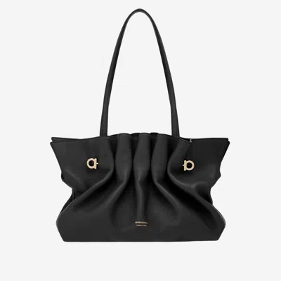 Ferragamo Leather Shoulder Bag In Black
