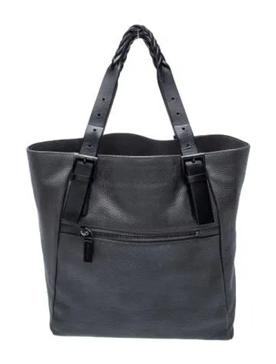 Pre-owned Ferragamo Leather Shoulder Bag In Black