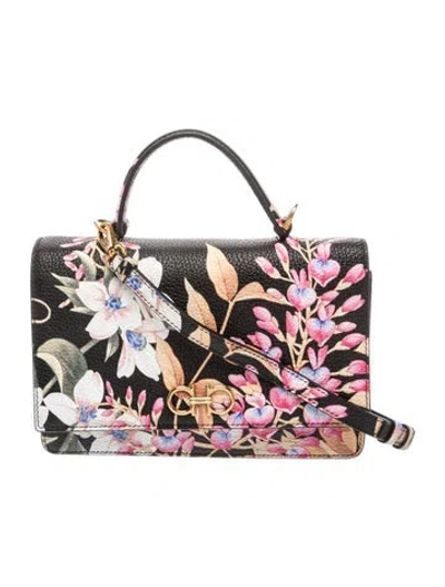Pre-owned Ferragamo Leather Shoulder Bag In Black