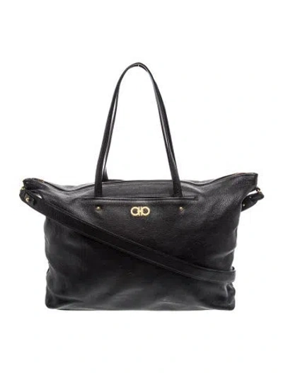 Pre-owned Ferragamo Leather Shoulder Bag In Black