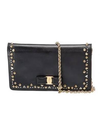 Pre-owned Ferragamo Leather Shoulder Bag In Black