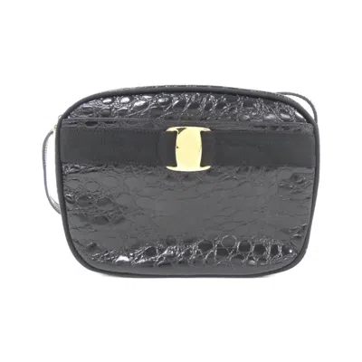 Pre-owned Ferragamo Leather Shoulder Bag () In Black
