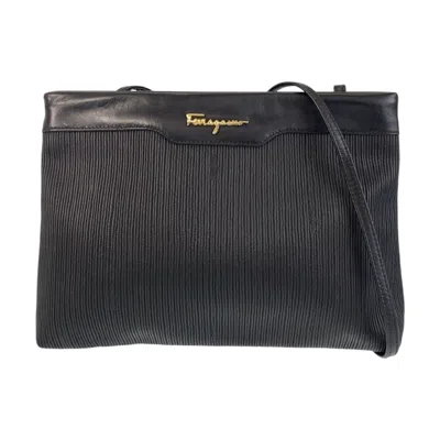 Pre-owned Ferragamo Leather Shoulder Bag ()
