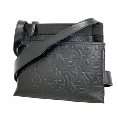 Pre-owned Ferragamo Leather Shoulder Bag ()
