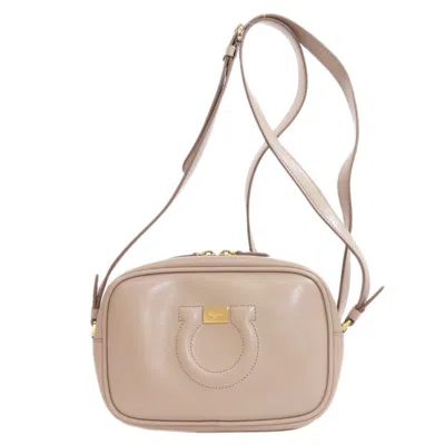 Pre-owned Ferragamo Leather Shoulder Bag () In Beige