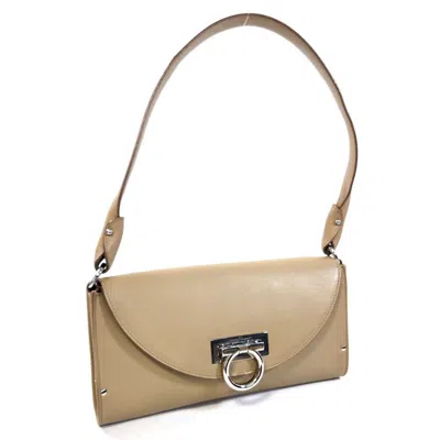 Pre-owned Ferragamo Leather Shoulder Bag () In Beige