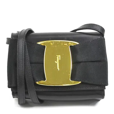 Pre-owned Ferragamo Leather Shoulder Bag () In Black