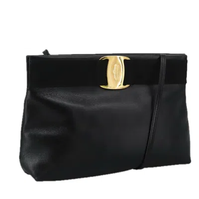 Pre-owned Ferragamo Leather Shoulder Bag () In Black