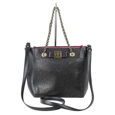 Pre-owned Ferragamo Leather Shoulder Bag () In Black