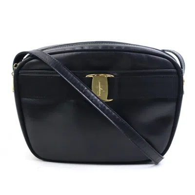 Pre-owned Ferragamo Leather Shoulder Bag () In Black