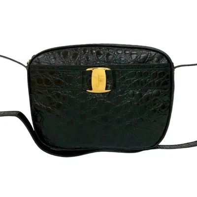 Pre-owned Ferragamo Leather Shoulder Bag () In Black