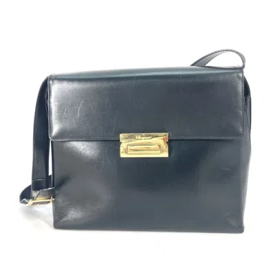 Pre-owned Ferragamo Leather Shoulder Bag () In Black