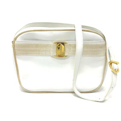 Pre-owned Ferragamo Leather Shoulder Bag () In White