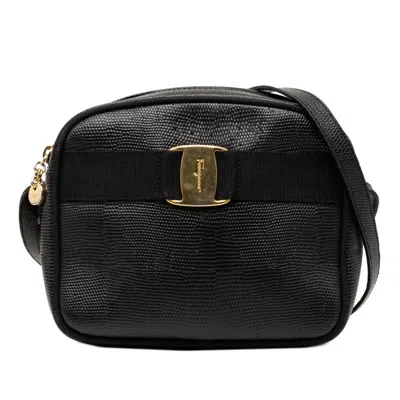 Pre-owned Ferragamo Leather Shoulder Bag () In Black