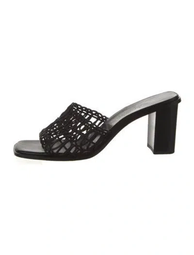 Pre-owned Ferragamo Leather Slides In Black