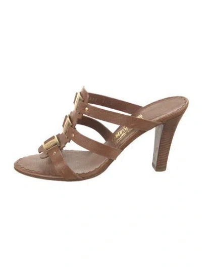 Pre-owned Ferragamo Leather Slides In Brown