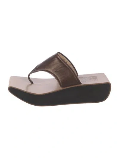 Pre-owned Ferragamo Leather Slides In Brown