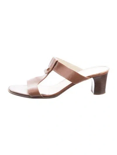Pre-owned Ferragamo Leather Slides In Brown