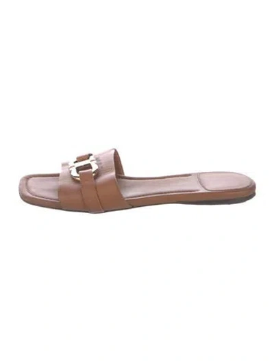 Pre-owned Ferragamo Leather Slides In Brown