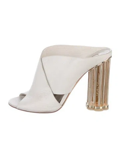Pre-owned Ferragamo Leather Slides In Neutrals