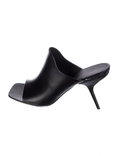 Pre-owned Ferragamo Leather Slides W/ Tags In Black