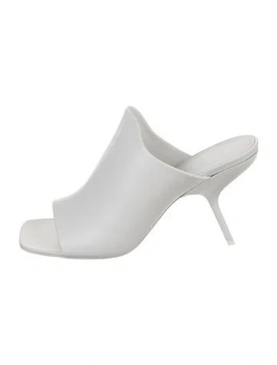 Pre-owned Ferragamo Leather Slides In White
