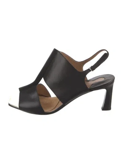 Pre-owned Ferragamo Leather Slingback Sandals In Black