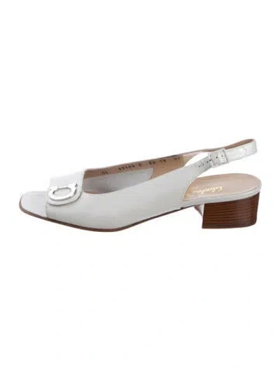 Pre-owned Ferragamo Leather Slingback Sandals In White