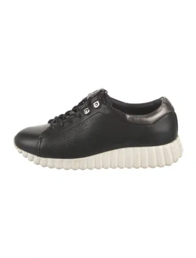 Pre-owned Ferragamo Leather Sneakers In Black