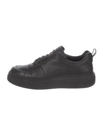 Pre-owned Ferragamo Leather Sneakers In Black