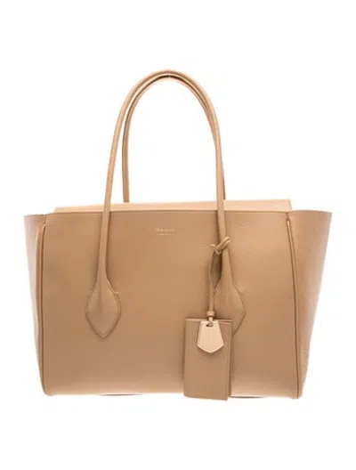 Pre-owned Ferragamo Leather Tote In Brown/neutrals