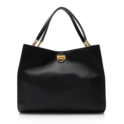 Ferragamo Leather Trifolio Gancio Square Tote In Black