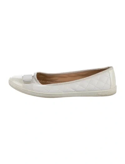 Pre-owned Ferragamo Leather Tweed Pattern Ballet Flats In White