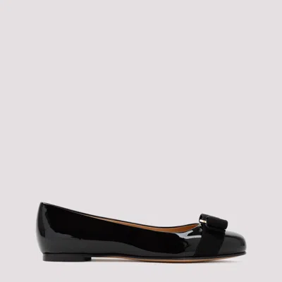 Ferragamo Leather Vanina Ballerina Flats In Nero