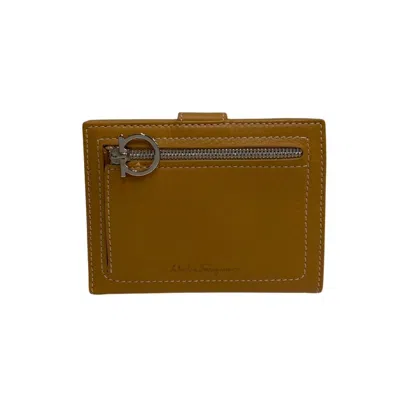 Pre-owned Ferragamo Leather Wallet (bi-fold) () In Beige