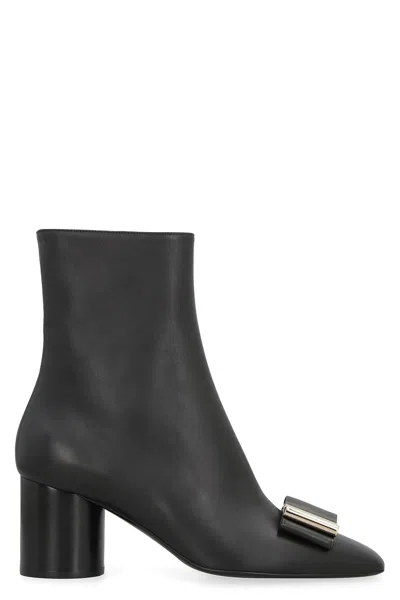 FERRAGAMO LEONIA LEATHER ANKLE BOOTS