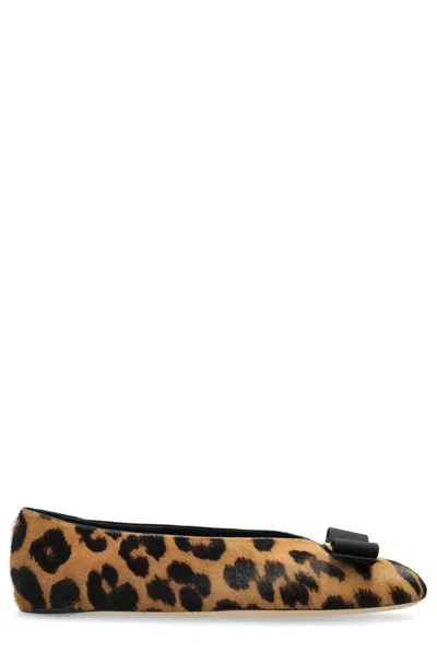 Ferragamo Leopard Printed Vara Bow Ballet Flat In Brown