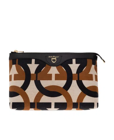Ferragamo Letter Combination Wash Bag In Black