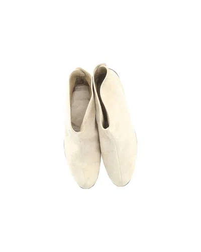 Ferragamo Limited Edition Flat Ankle Boots In Cream Suede In Beige