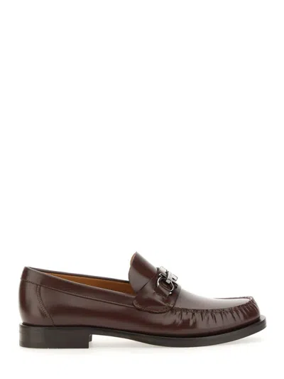 Ferragamo Gancini Horsebit-plaque Loafers In Leather In Red
