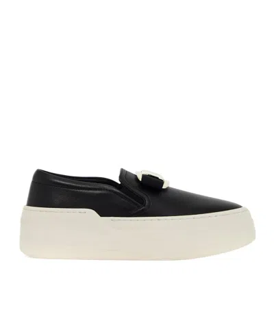 FERRAGAMO LOGO BUCKLE LOW-CUT CASUAL SHOES