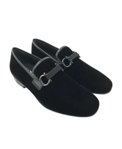 Ferragamo Logo Business Casual Shoes In Black