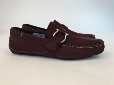 Ferragamo Logo Details Business Casual Shoes In Black
