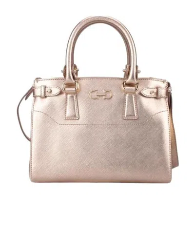 Ferragamo Logo Details Shoulder Bag In Nude