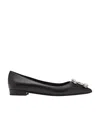 Ferragamo Logo Flat Shoes In Black
