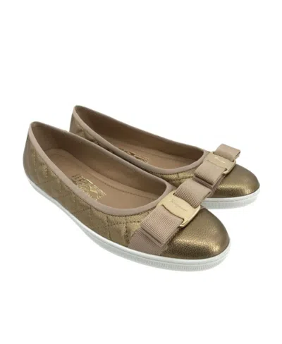 Ferragamo Logo Flat Shoes In Brown