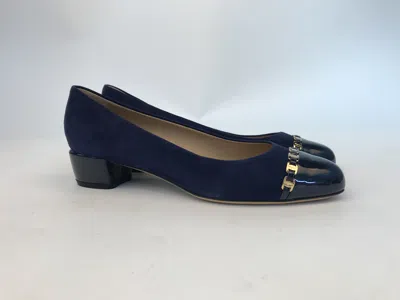 Ferragamo Logo High Heels In Black