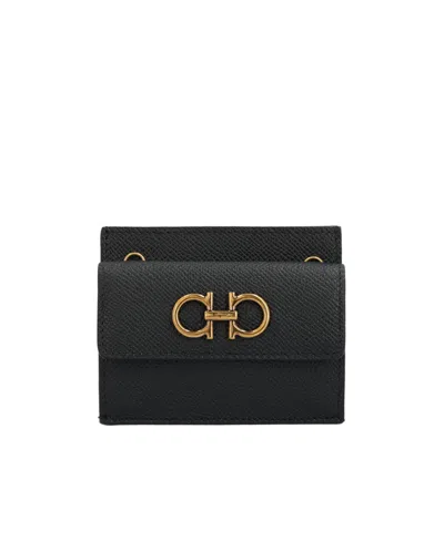 Ferragamo Logo-plaque Leather Purse In Black